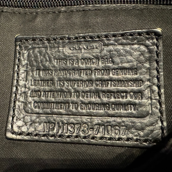 Coach Shoulder Bag - Picture 4 of 9